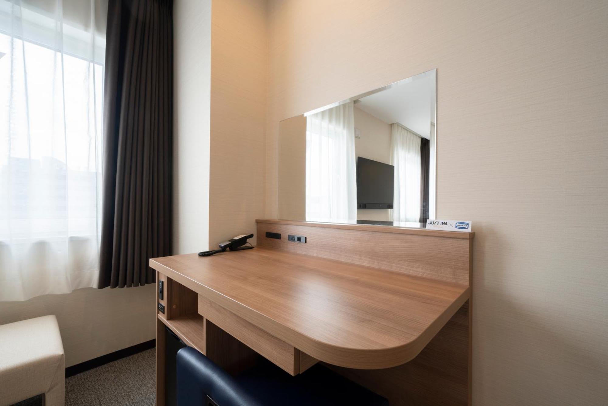 Just Inn Premium Toyohashi Station Room photo